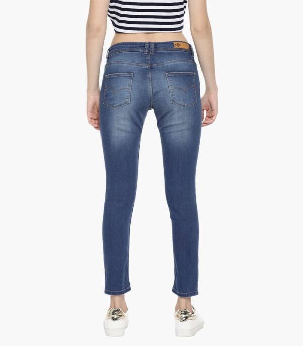 Women Blue Skinny Fit Jeans - Image 3