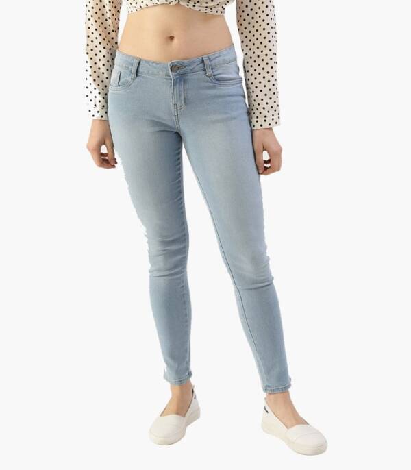 Women Blue Skinny Fit Stretchable Jeans - Image 2